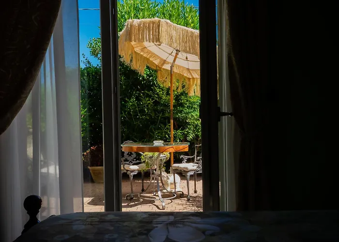 Oda ve Kahvaltı L'introvabile Luxury Cesena