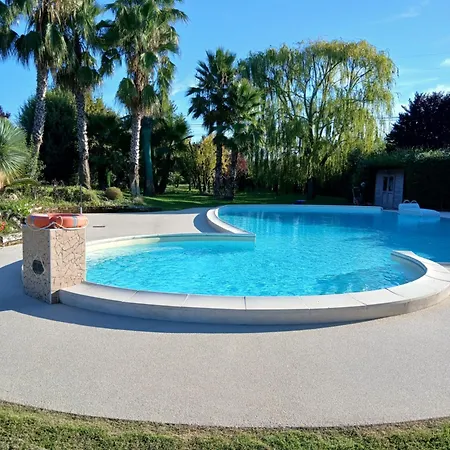 L'introvabile Bed and Breakfast Τσεζένα